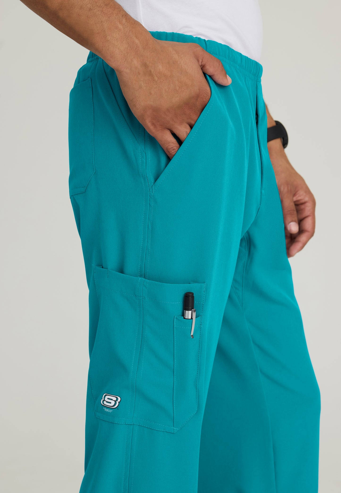 Pantalón Skechers Recto Sk-0215