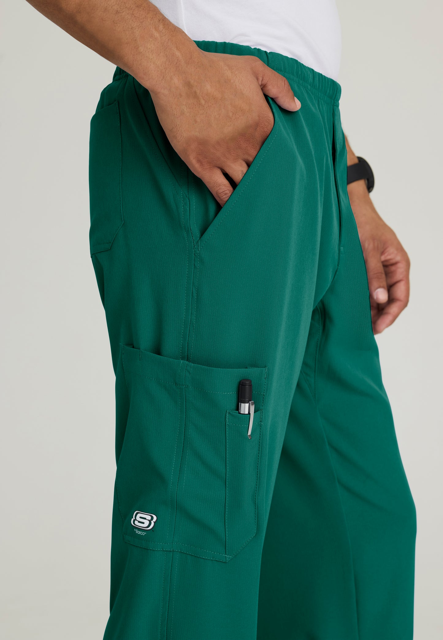 Pantalón Skechers Recto Sk-0215