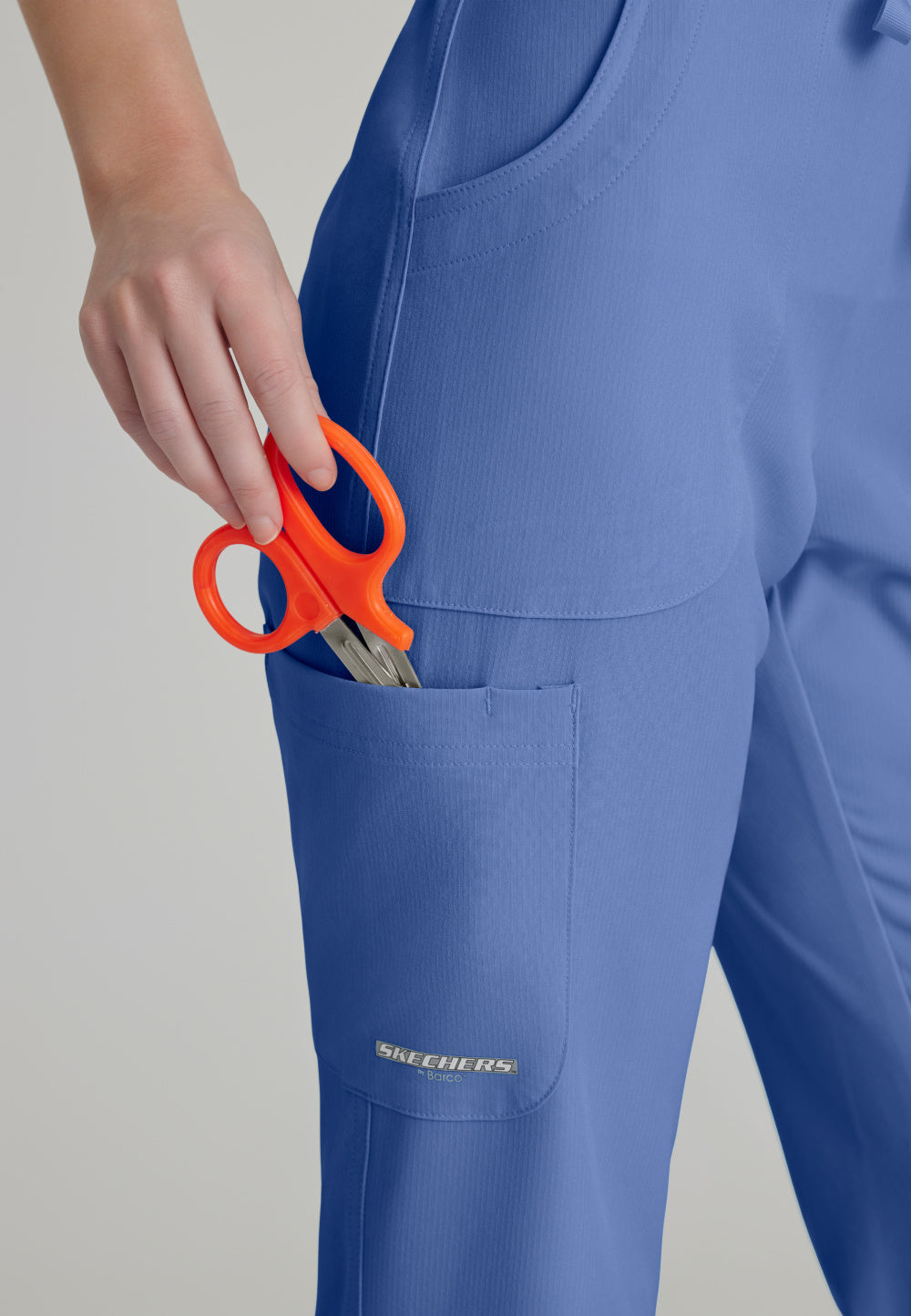 Pantalón Skechers Recto Sk-201